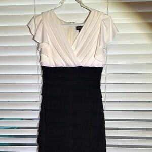 Chaus White and Cream Sheath Midi Dress with Flutter Sleeves